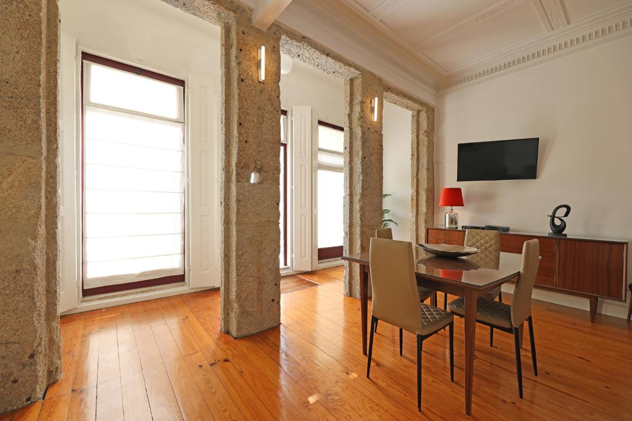 Flh Porto Classic Apartment With Terrace & Parking エクステリア 写真